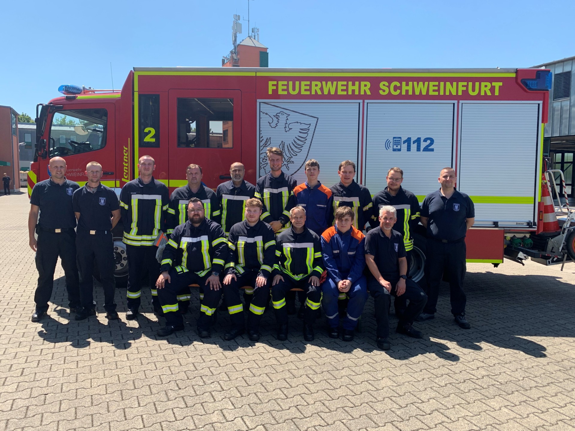 Elf neue Feuerwehrkräfte bestehen Zwischenprüfung der Modularen Truppausbildung